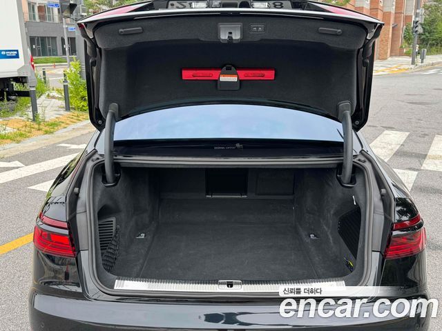Audi S8 D5 4.0 TFSI Quattro LWB - фото 4