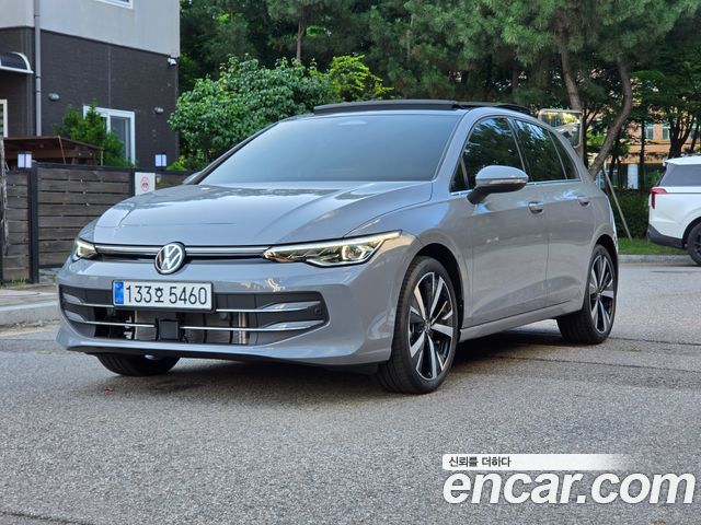 Volkswagen Golf 8-го поколения 2.0 TDI Prestige - фото 0