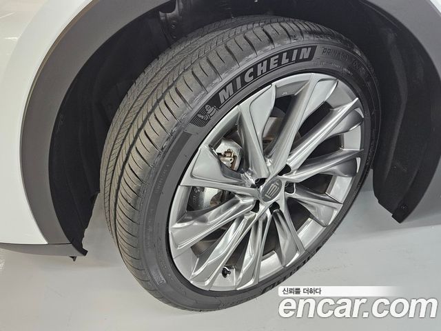 Toyota Crown Crossover 2.5 4WD Hybrid - фото 4
