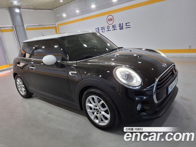 Mini Cooper D HIGH 3rd - фото 2