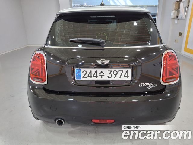 Mini Cooper D HIGH 3rd - фото 3
