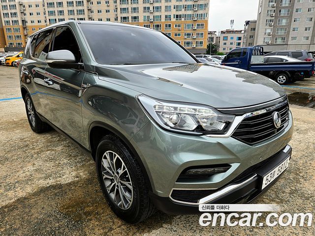 SsangYong Rexton G4 Diesel 2.2 2WD Luxury - фото 2