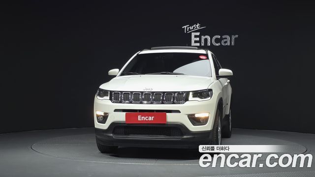 Jeep Compass 2-го поколения 2.4 Longitude AWD - фото 2