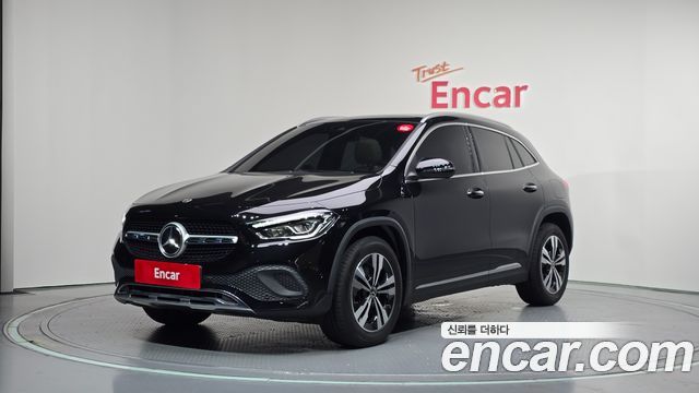 Mercedes-Benz GLA-Class H247 GLA220 - фото 0
