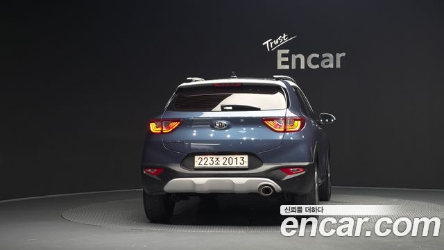 Kia Stonic 1.4 Trendy - фото 3