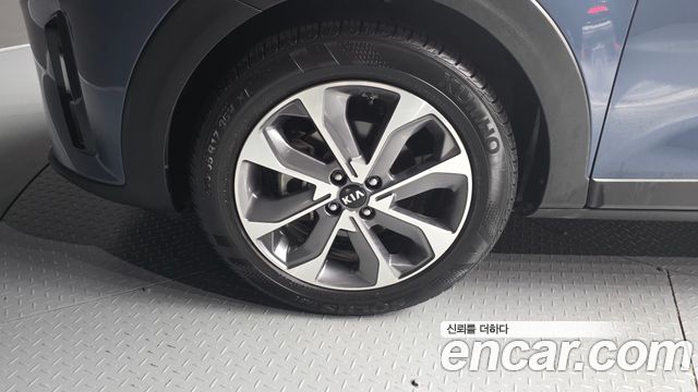 Kia Stonic 1.4 Trendy - фото 4