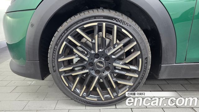 Mini Cooper S 4-го поколения 5 Door Favoured - фото 4