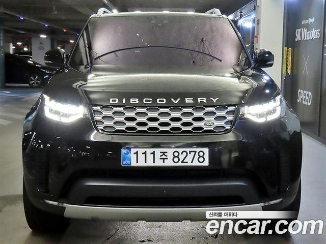 Land Rover Discovery 3.0 TD6 HSE Luxury - фото 1