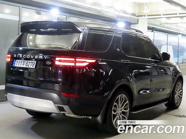 Land Rover Discovery 3.0 TD6 HSE Luxury - фото 3