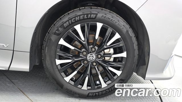 Toyota Alphard 4-го поколения 2.5 HEV Executive AWD - фото 4
