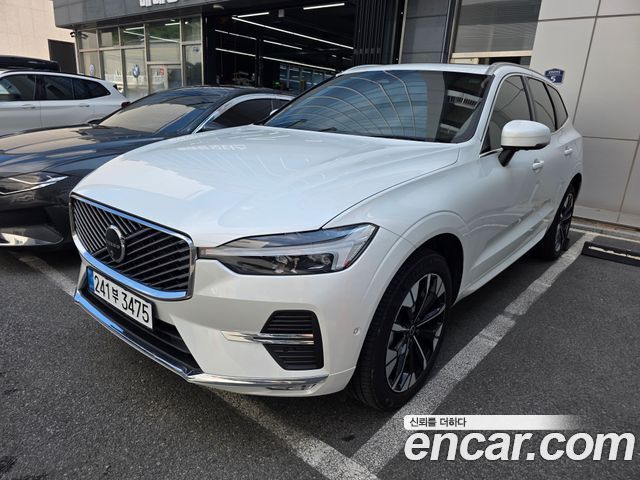 Volvo XC60 2-го поколения B5 Ultra Bright - фото 2