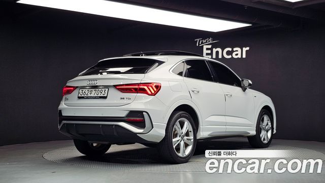 Audi Q3 F3 35 TDI Premium Sportback - фото 1