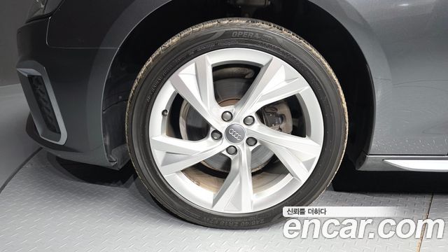 Audi A4 B9 35 TDI Premium - фото 4