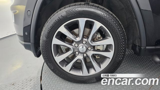 Jeep Cherokee 3.6 Limited WK2 - фото 4