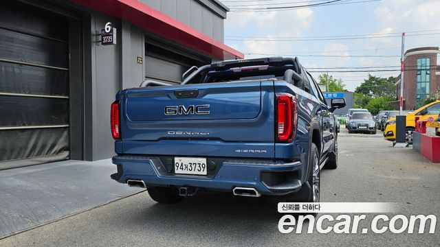 GMC Sierra Denali - фото 3