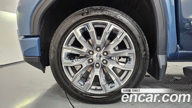 GMC Sierra Denali - фото 4
