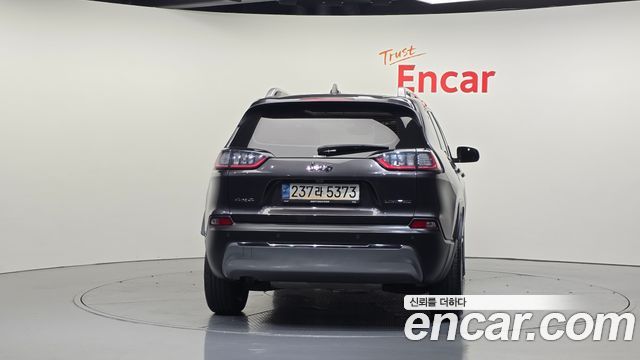 Jeep Cherokee KL 2.4 Limited AWD - фото 3