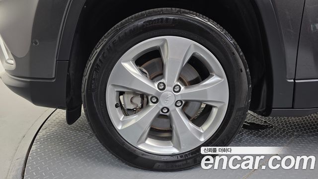 Jeep Cherokee KL 2.4 Limited AWD - фото 4