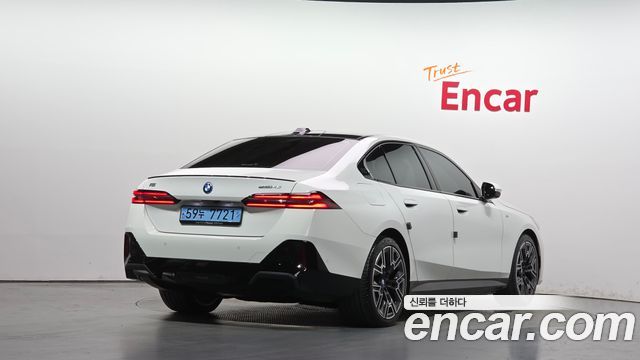 BMW i5 G60 eDrive 40 M Sport Pro - фото 1