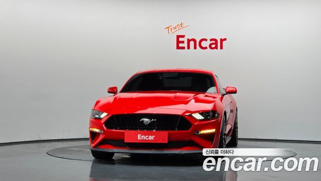 Ford Mustang GT Coupe - фото 2