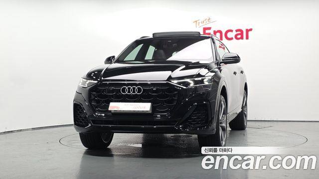 Audi Q8 55 TFSI Quattro Premium - фото 2