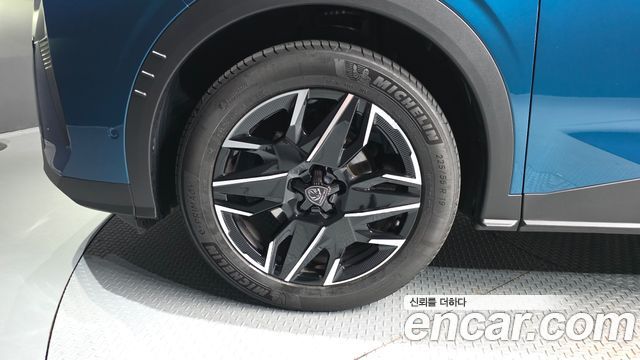 Peugeot 3008 3-го поколения 1.2 Hybrid GT - фото 4