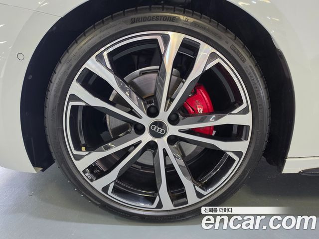 Audi A5 B10 40 TFSI Quattro S Line Black Edition - фото 4