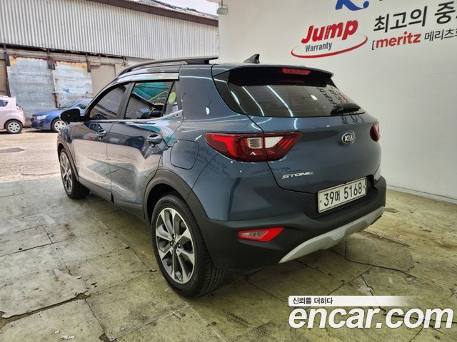 Kia Stonic 1.4 Trendy - фото 1