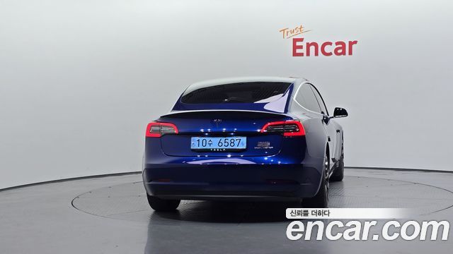 Tesla Model 3 Long Range AWD - фото 3