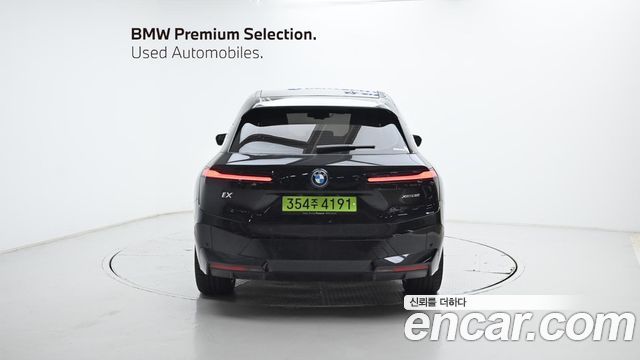 BMW iX xDrive50 Sports Plus - фото 3