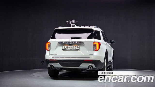 Ford Explorer 6-го поколения 2.3 LimIted 4WD - фото 3