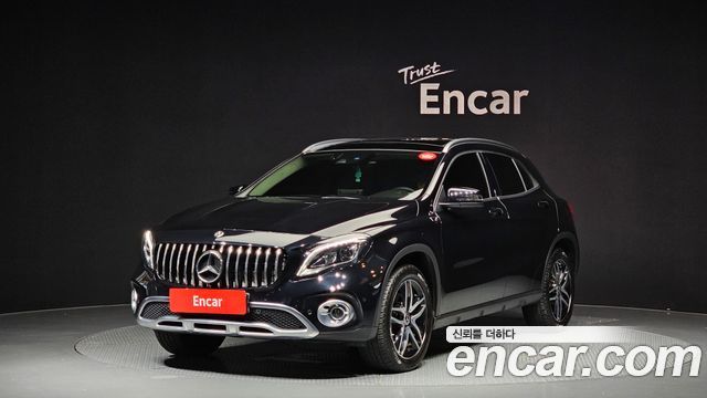 Mercedes-Benz GLA-Class X156 GLA220 Premium - фото 0