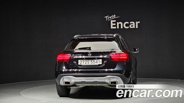 Mercedes-Benz GLA-Class X156 GLA220 Premium - фото 3