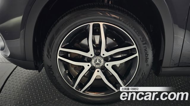 Mercedes-Benz GLA-Class X156 GLA220 Premium - фото 4
