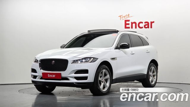 Jaguar F-PACE 20d Prestige - фото 0