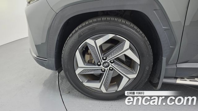 Hyundai Tucson NX4 Gasoline 1.6 Turbo 2WD Inspiration - фото 4