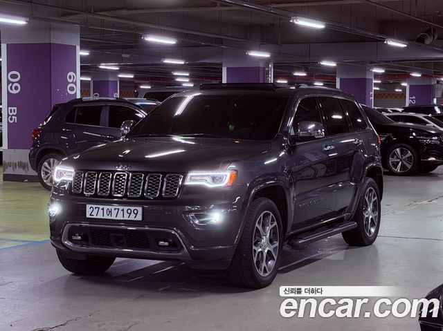 Jeep Cherokee 3.6 Overland WK2 - фото 0