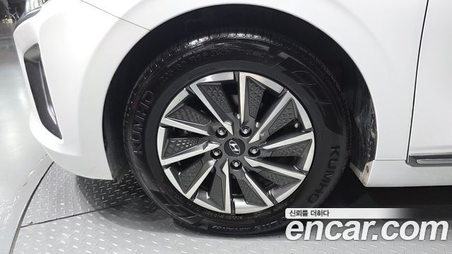 Hyundai Ioniq New Electric Q - фото 4