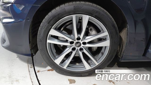 Audi A6 C8 45 TFSI Premium - фото 4