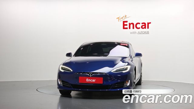 Tesla Model S P100D - фото 1
