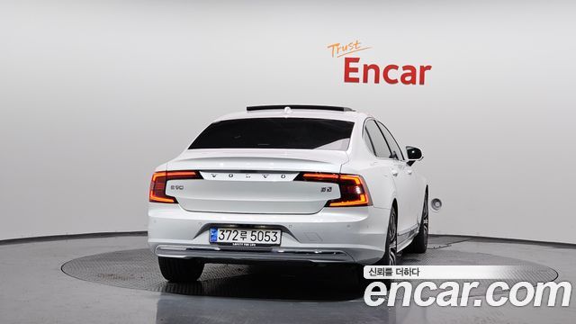 Volvo S90 B5 Ultimate Bright - фото 3