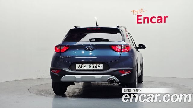 Kia Stonic 1.4 Deluxe - фото 3