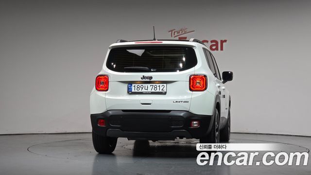 Jeep Renegade 1.3 Limited - фото 2