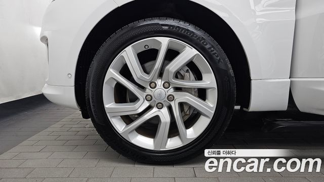 Land Rover Range Rover Sport 2-го поколения 3.0 SDV6 HSE Dynamic - фото 4