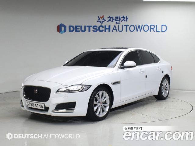 Jaguar XF X260 20d Portfolio - фото 0