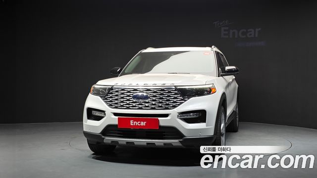 Ford Explorer 6-го поколения 3.0 Platinum 4WD - фото 2