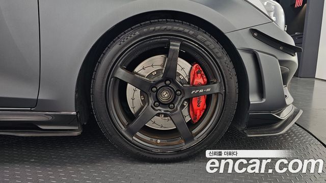 Hyundai Veloster JS 2.0 N - фото 4