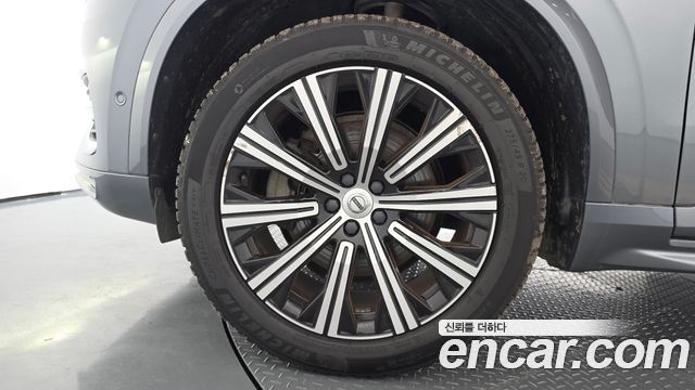 Volvo XC90 2-го поколения T6 Inscription - фото 4