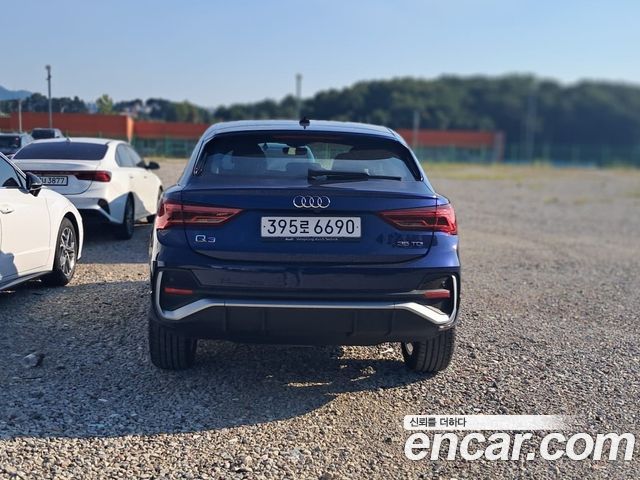 Audi Q3 F3 35 TDI Premium Sportback - фото 1