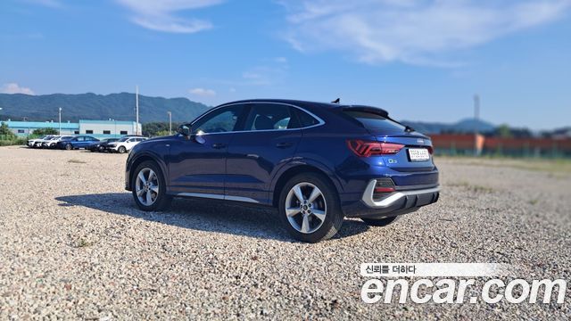 Audi Q3 F3 35 TDI Premium Sportback - фото 3
